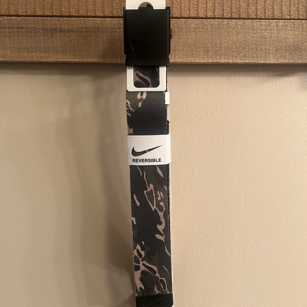 Nike Reversible Camo Belt